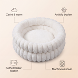 Kenmerken pluche mand: zacht en warm, antislip bodem, uitneembaar kussen, machinewasbaar
